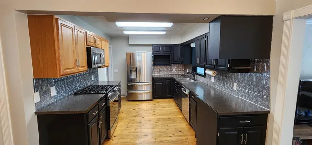 $329,900 | 826 Morningside Court, Lake Odessa, MI 48849