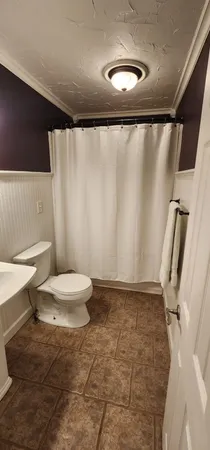 $304,900 | 826 Morningside Court, Lake Odessa, MI 48849