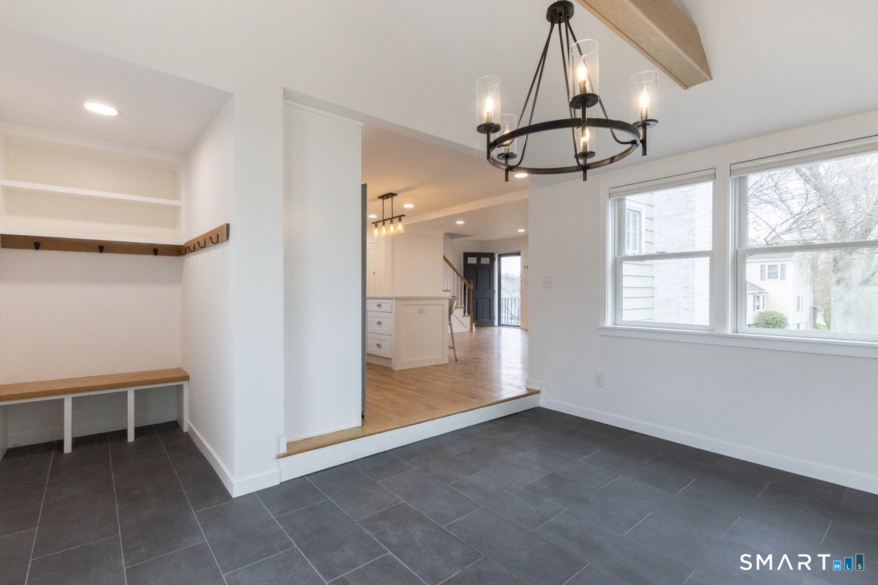 18 Maple Street Trumbull, CT 06611 - Photo 12 of 37