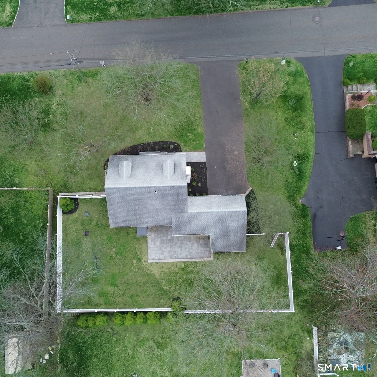 18 Maple Street Trumbull, CT 06611 - Photo 33 of 37