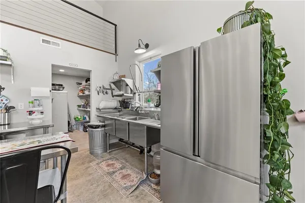 $520,000 | 2906 North Twyman Road, Independence, MO 64058