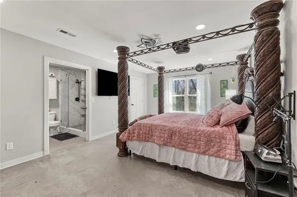 $520,000 | 2906 North Twyman Road, Independence, MO 64058