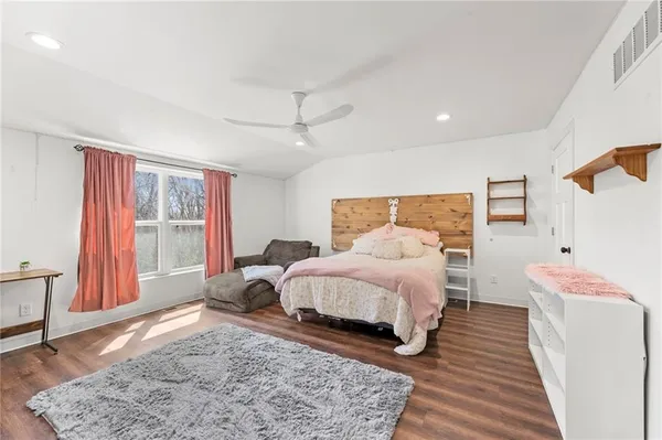 $520,000 | 2906 North Twyman Road, Independence, MO 64058