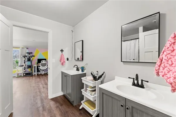 $520,000 | 2906 North Twyman Road, Independence, MO 64058