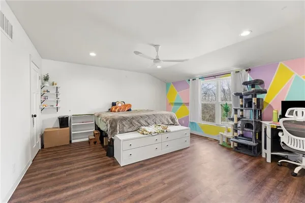 $520,000 | 2906 North Twyman Road, Independence, MO 64058