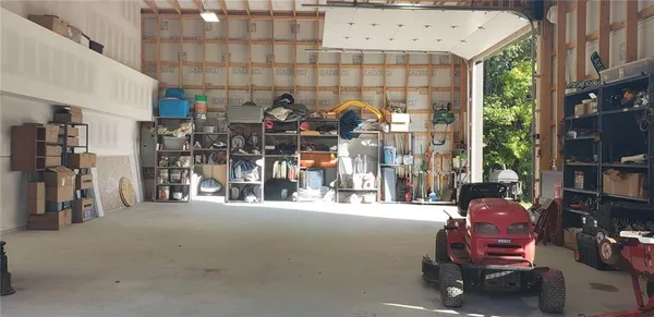 $520,000 | 2906 North Twyman Road, Independence, MO 64058