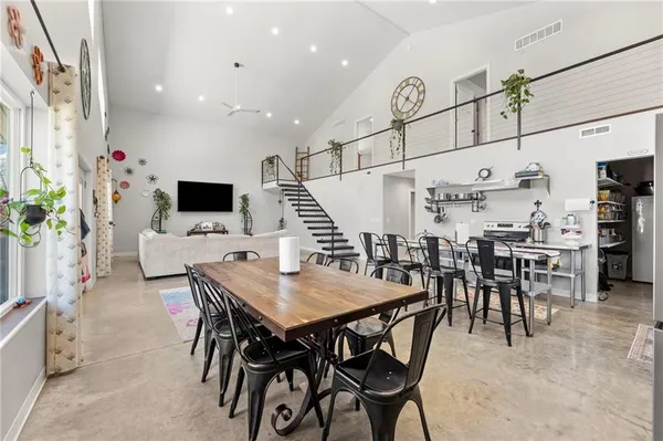 $520,000 | 2906 North Twyman Road, Independence, MO 64058