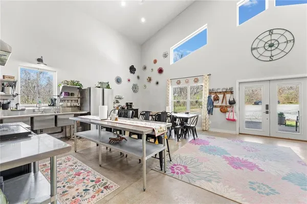 $520,000 | 2906 North Twyman Road, Independence, MO 64058