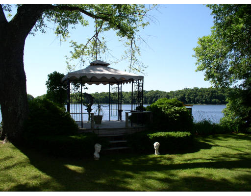 60 Pleasant Valley Road Amesbury, MA 01913 - Photo 10 of 13 Gallery Image 10