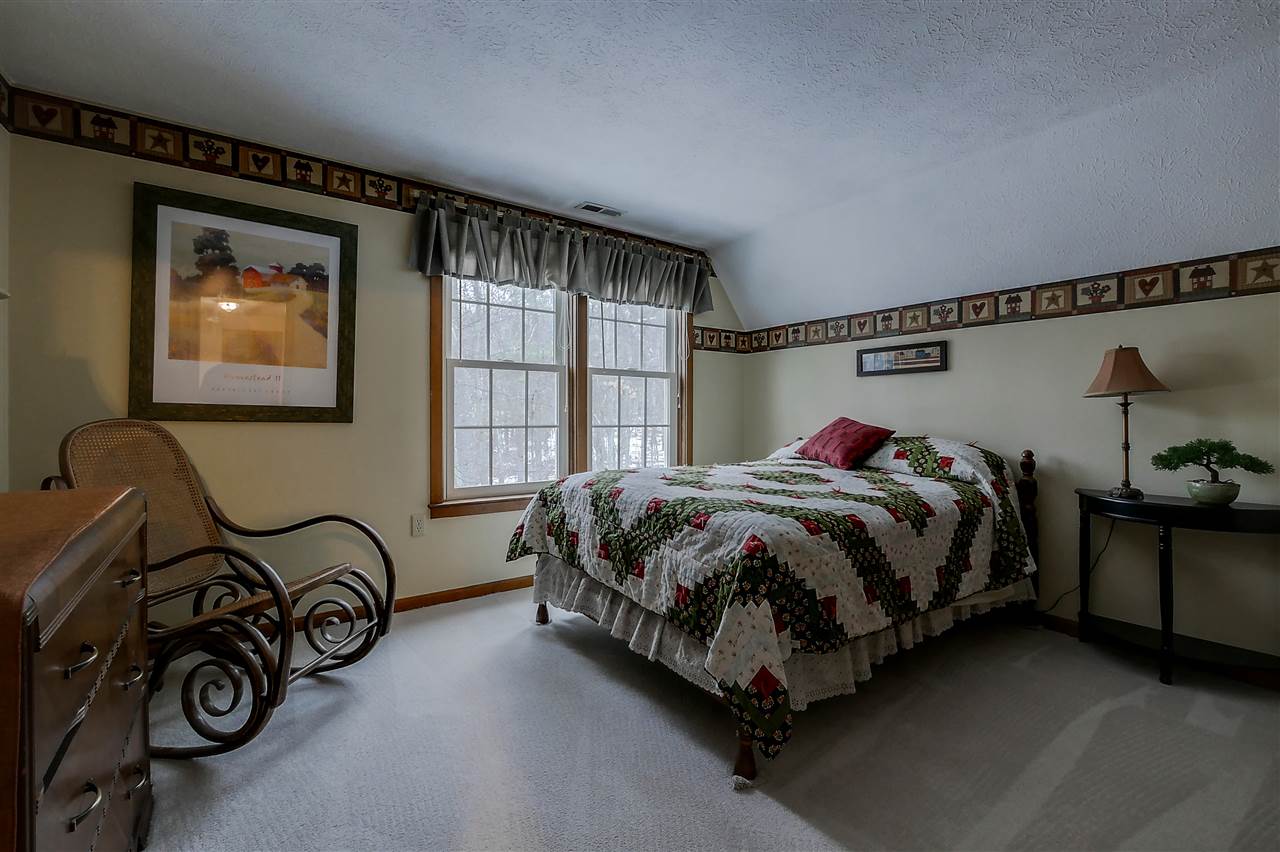 4 Otterson Road Londonderry, NH 03053 - Photo 28 of 39