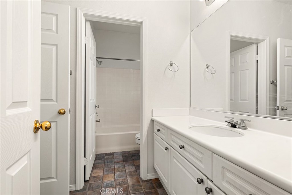 70 Chula Vista Irvine, CA 92602 - Photo 12 of 19