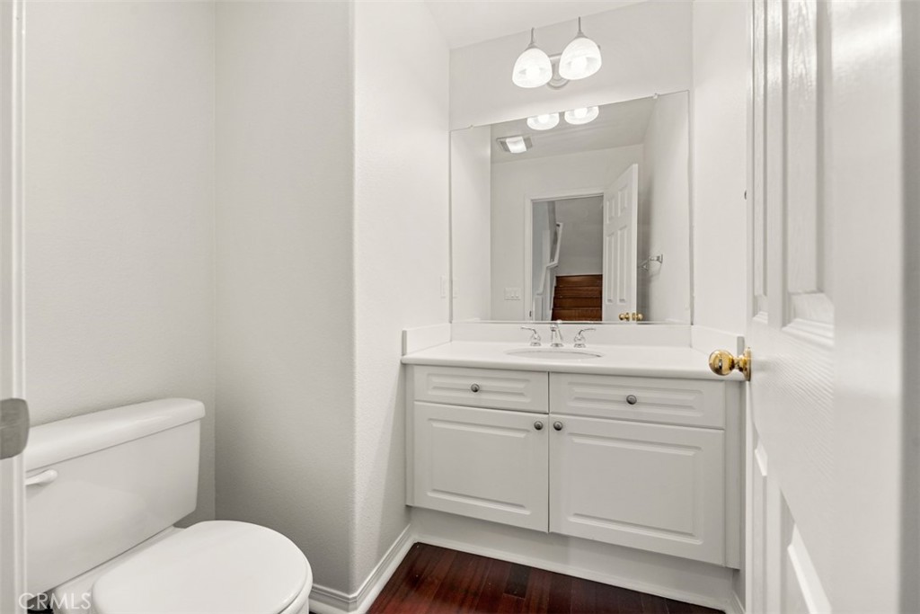 70 Chula Vista Irvine, CA 92602 - Photo 5 of 19