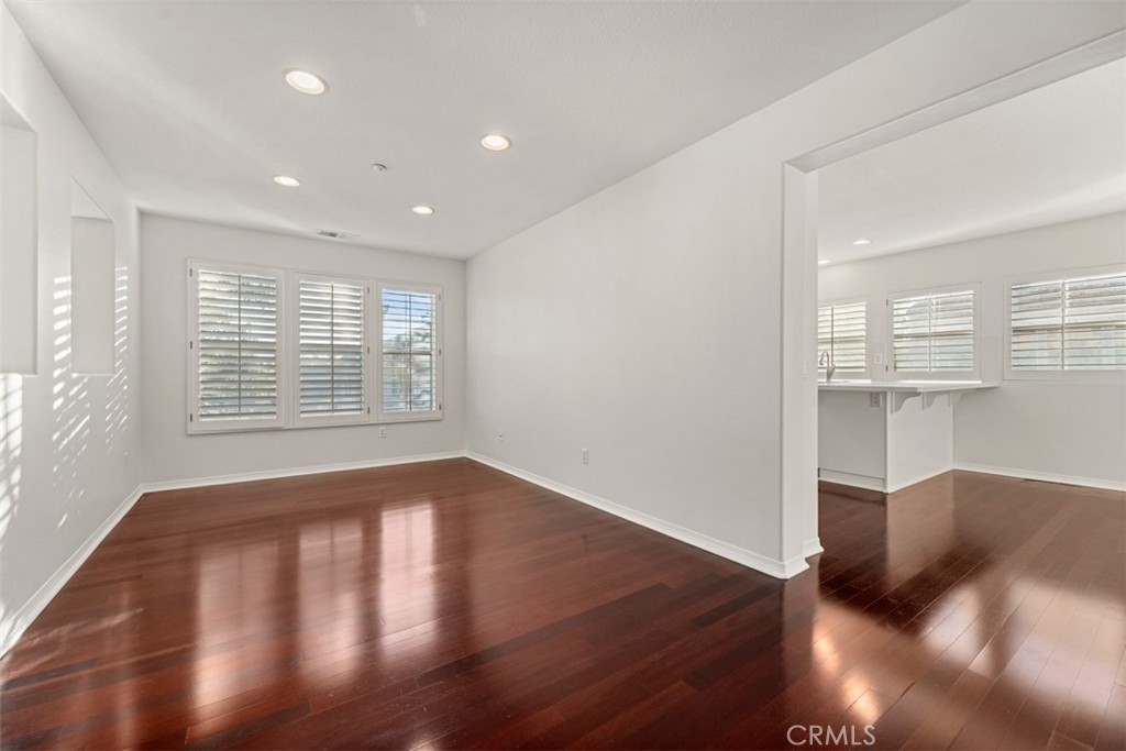 70 Chula Vista Irvine, CA 92602 - Photo 6 of 19