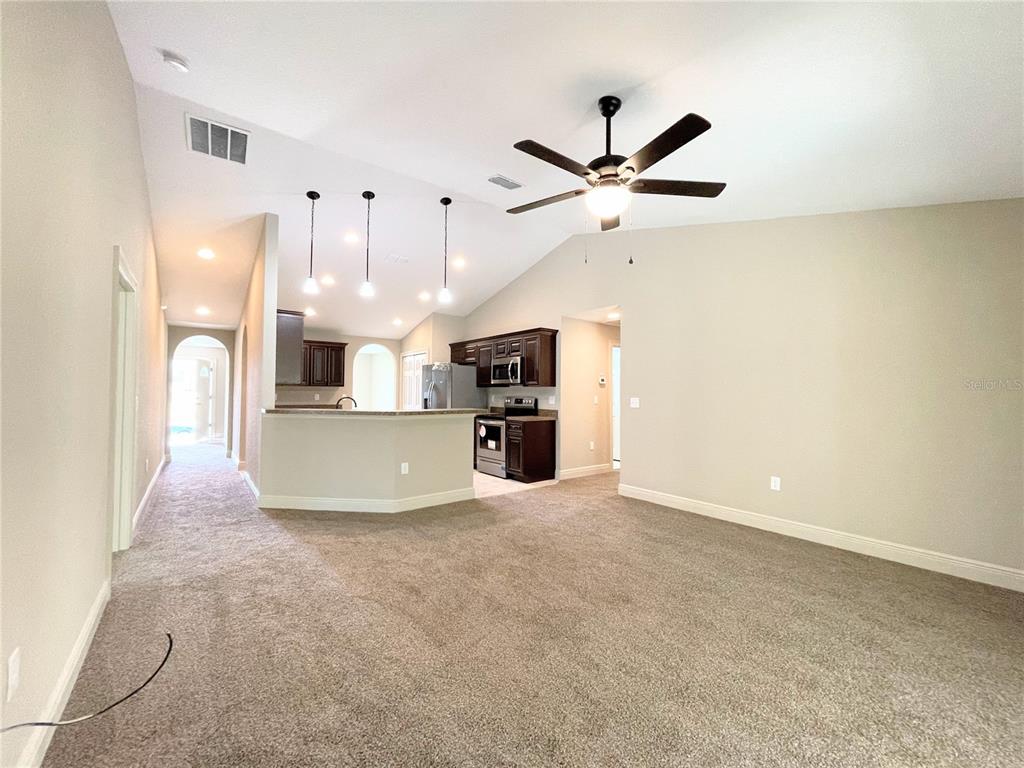 8225 Southwest 135th Street Road Ocala, FL 34473 - Photo 2 of 17 Gallery Image 2