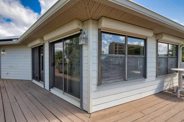 $710,000 | 757 Seahorse Avenue, Fort Walton Beach, FL 32548