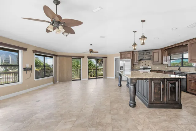 $710,000 | 757 Seahorse Avenue, Fort Walton Beach, FL 32548