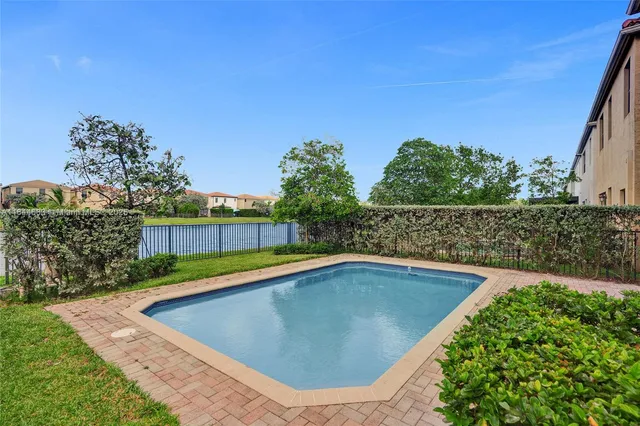 $929,000 | 643 Northeast 191st Terrace, Miami, FL 33179