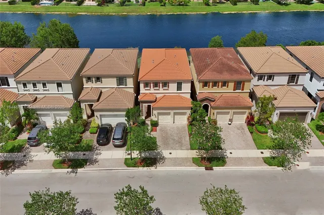 $929,000 | 643 Northeast 191st Terrace, Miami, FL 33179