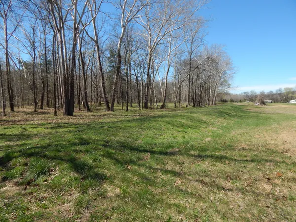 $285,000 | 6223 Beech Creek Road, Clifton, TN 38425