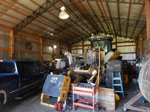 $285,000 | 6223 Beech Creek Road, Clifton, TN 38425