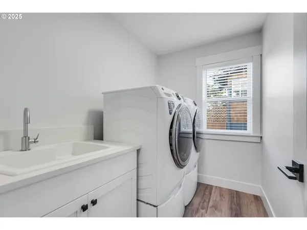 $1,149,000 | 15 Avenue I, Unit 1, Seaside, OR 97138