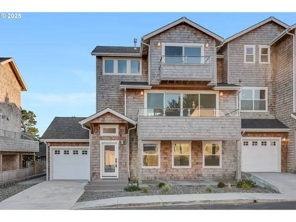 $1,149,000 | 15 Avenue I, Unit 1, Seaside, OR 97138