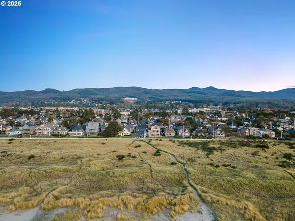 $1,149,000 | 15 Avenue I, Unit 1, Seaside, OR 97138