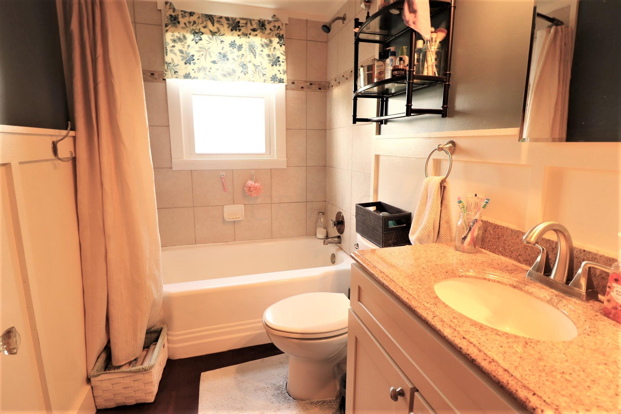 943 Cole Road Galloway, OH 43119 - Photo 17 of 38 Gallery Image 17