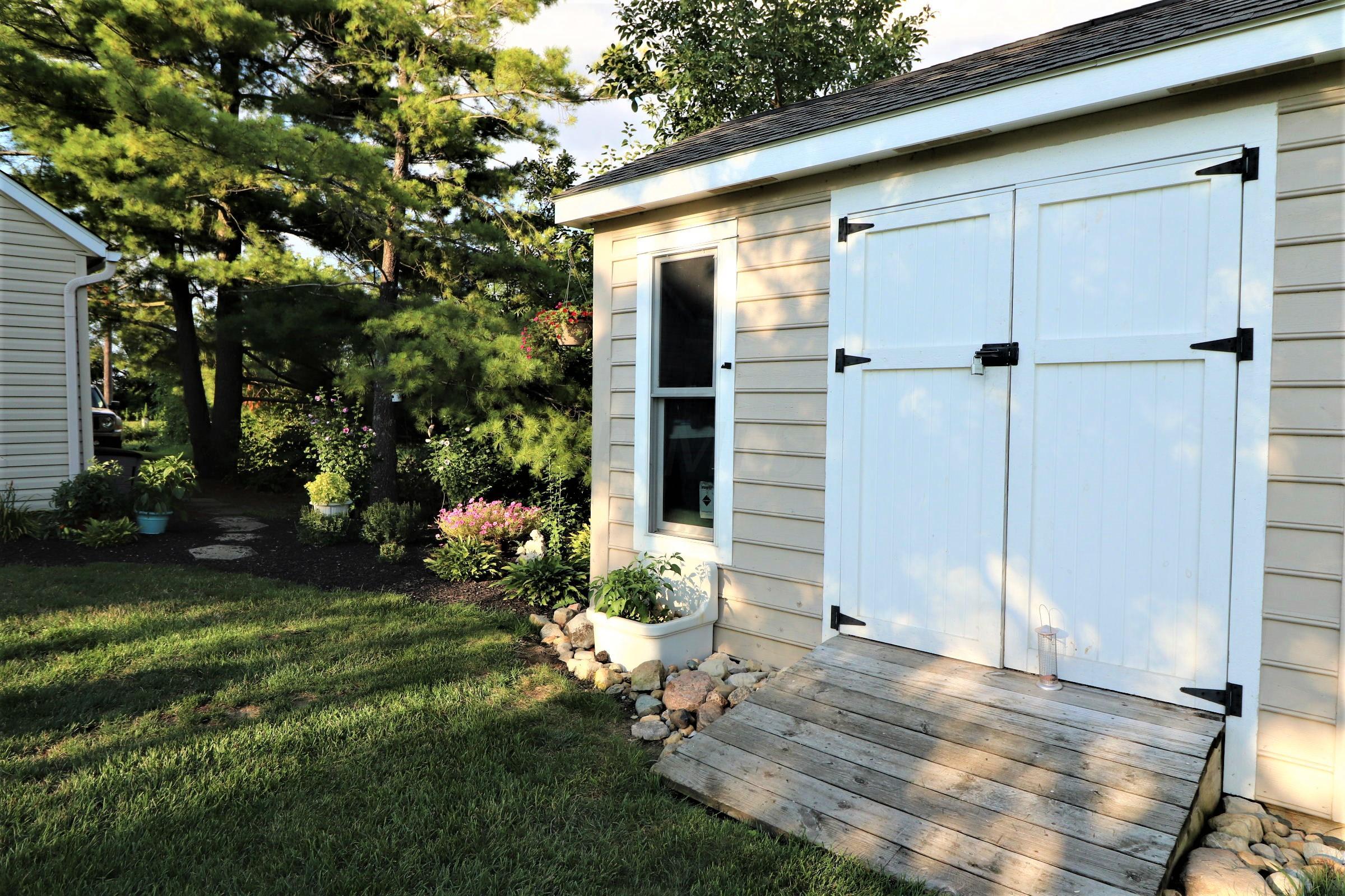 943 Cole Road Galloway, OH 43119 - Photo 32 of 38 Gallery Image 32