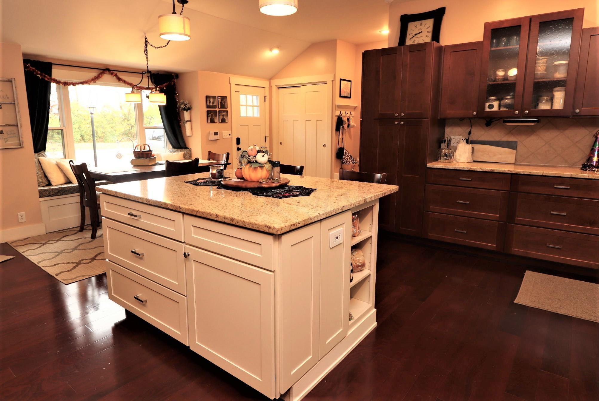 943 Cole Road Galloway, OH 43119 - Photo 10 of 38 Gallery Image 10