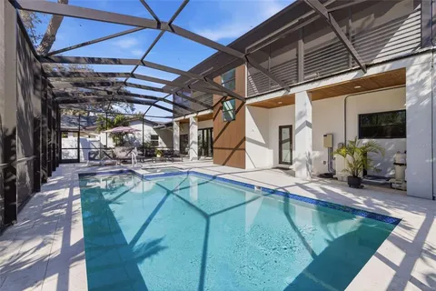 $1,895,000 | 639 43rd Avenue North, St. Petersburg, FL 33703