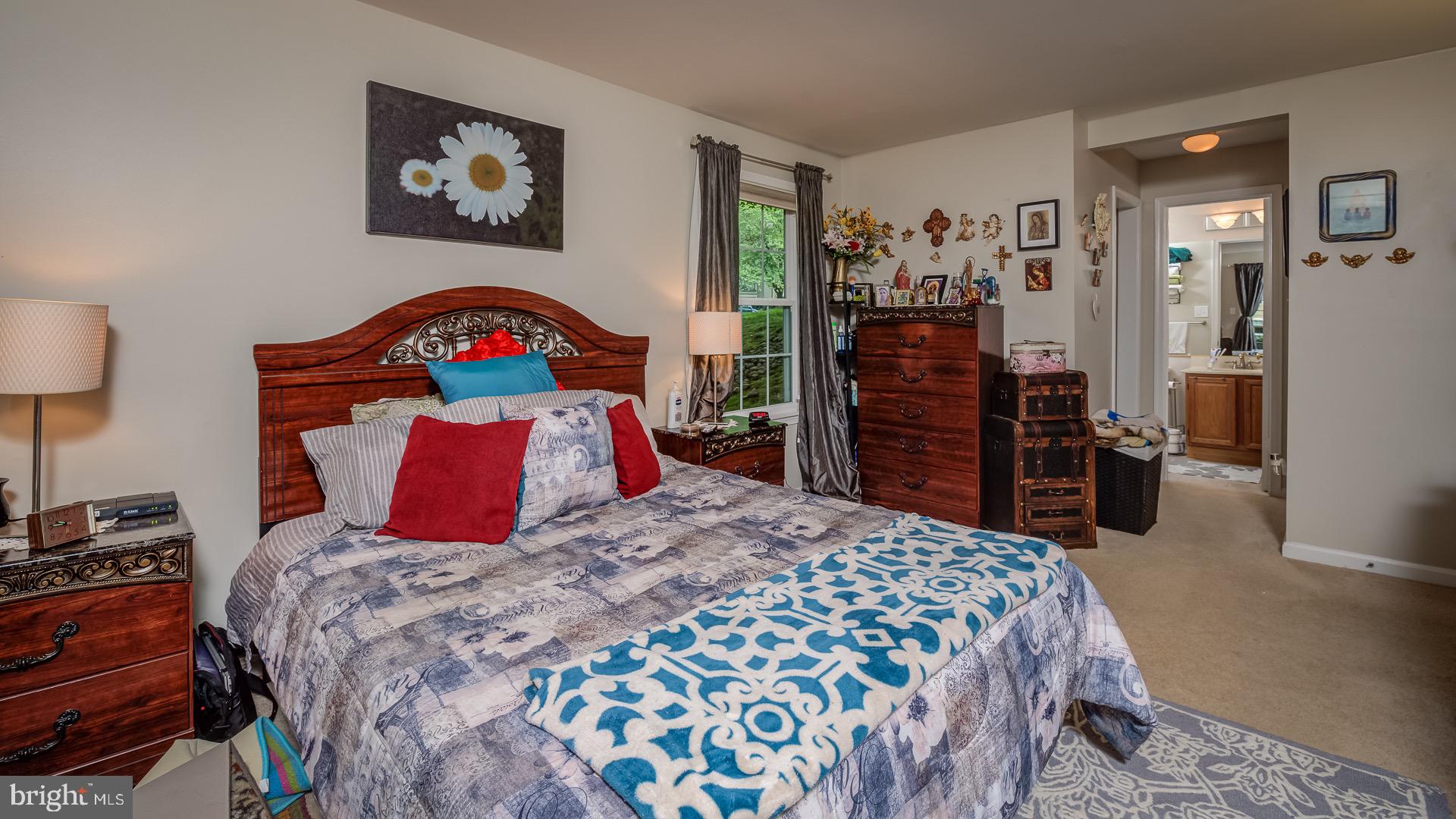 2220 Springwood Drive, Unit 108B Reston, VA 20191 - Photo 10 of 17 MASTER BEDROOM