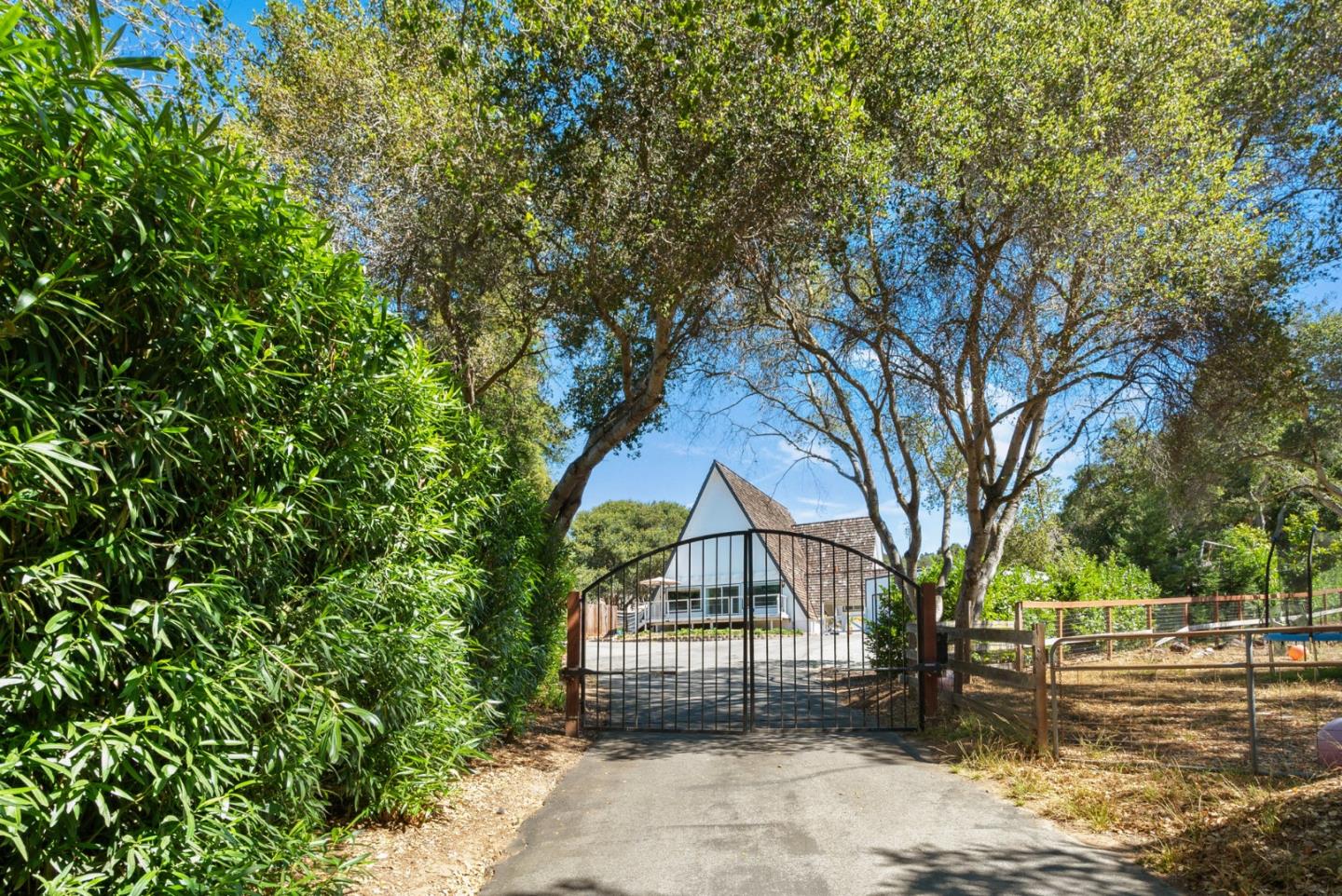 19125 Marjorie Road Salinas, CA 93907 - Photo 3 of 80 Gallery Image 3