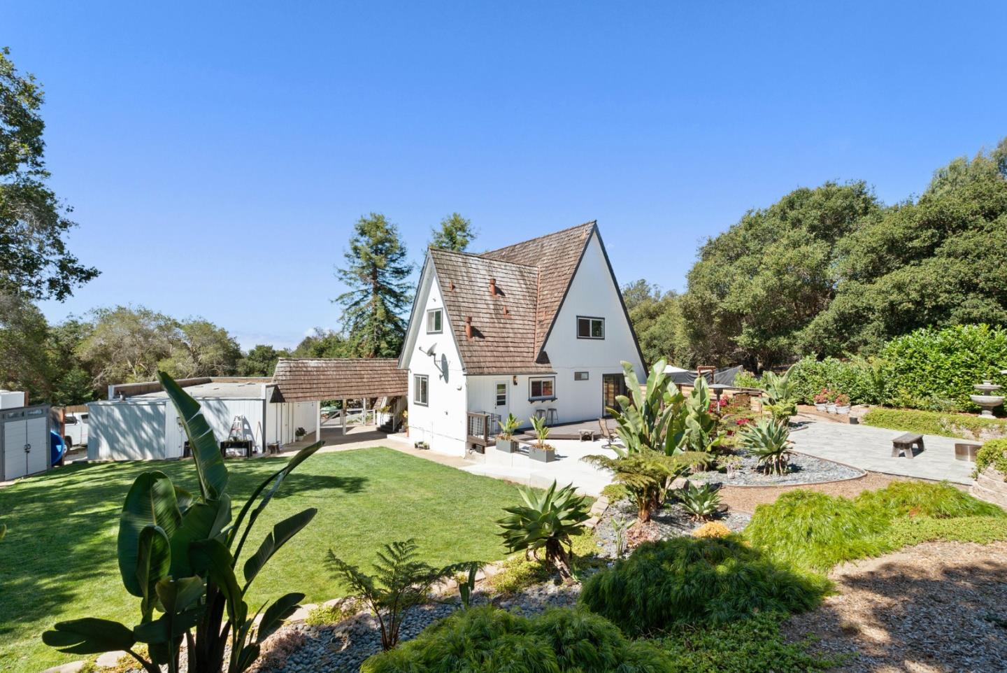19125 Marjorie Road Salinas, CA 93907 - Photo 8 of 80 Gallery Image 8