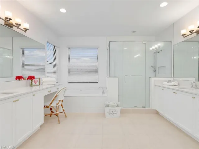 $750,000 | 20581 Fair Oak Lane, Estero, FL 33928