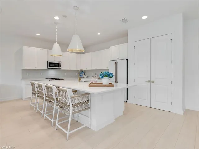 $750,000 | 20581 Fair Oak Lane, Estero, FL 33928