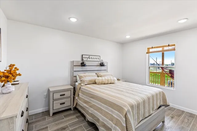 $799,000 | 920 17th Street, Port Bolivar, TX 77650