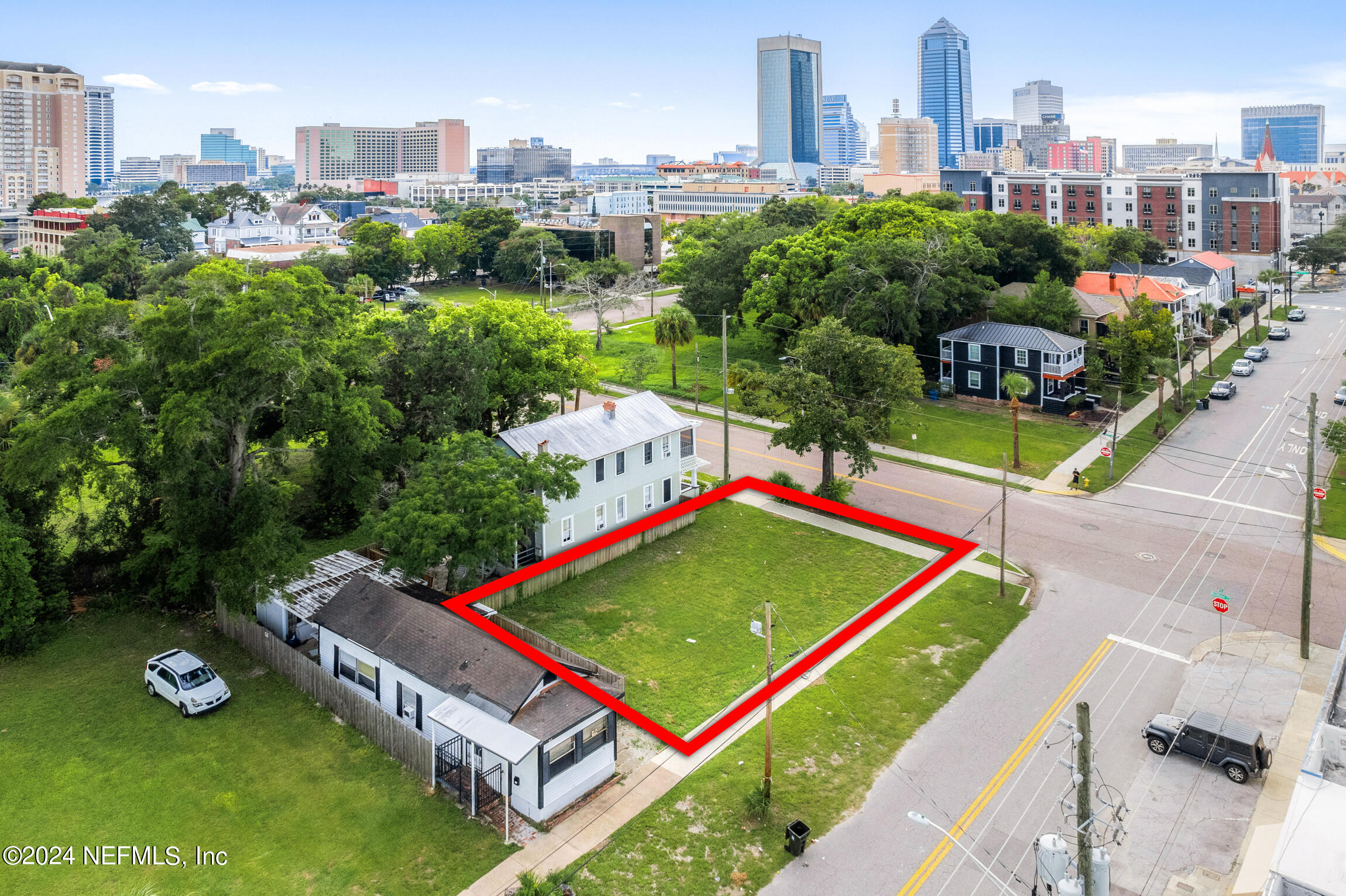 421 North Washington Street Jacksonville, FL 32202 - Photo 11 of 16 a view of a city