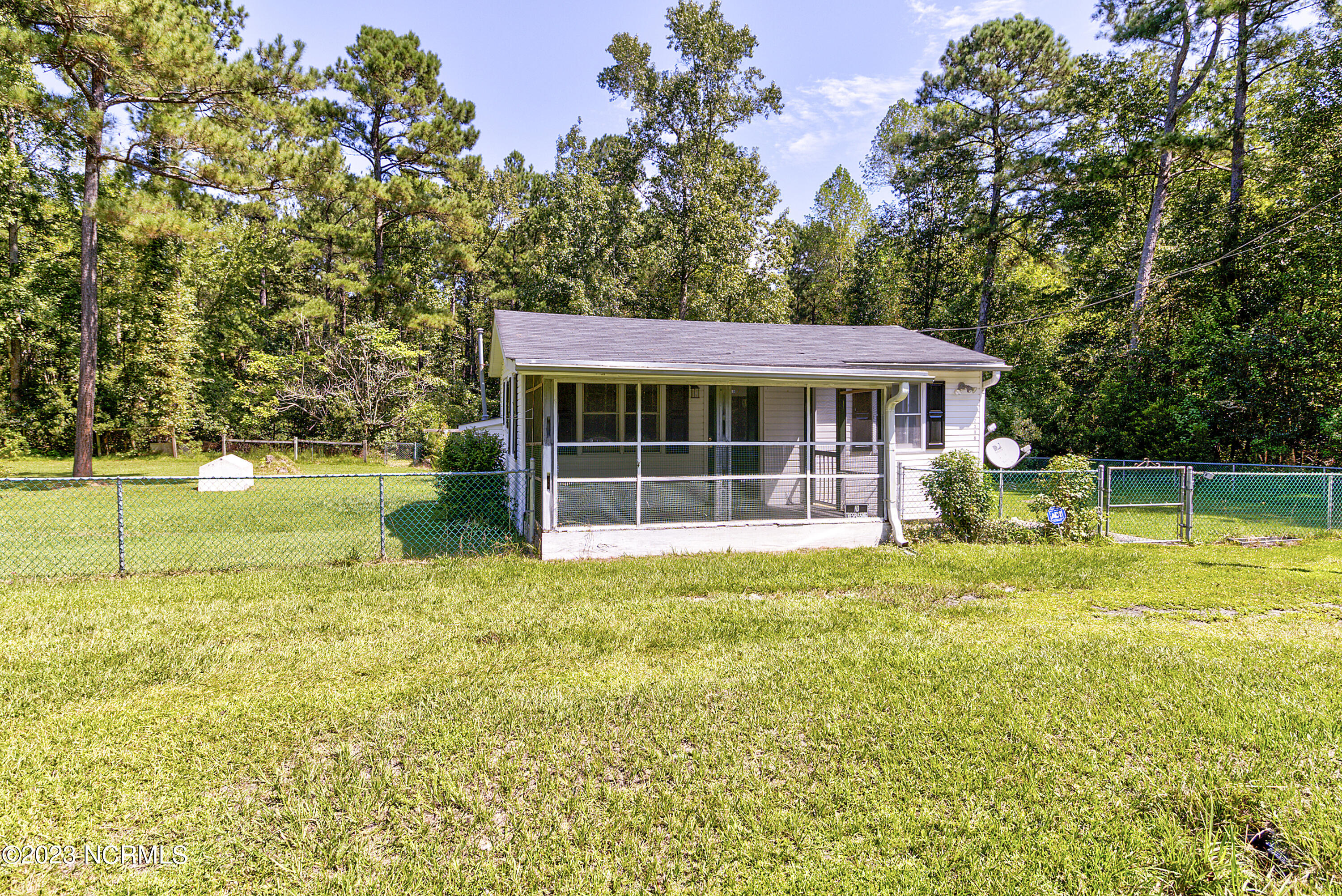 2506 Slocum Trail Atkinson, NC 28421 - Photo 2 of 35 IMG_4452_3_4