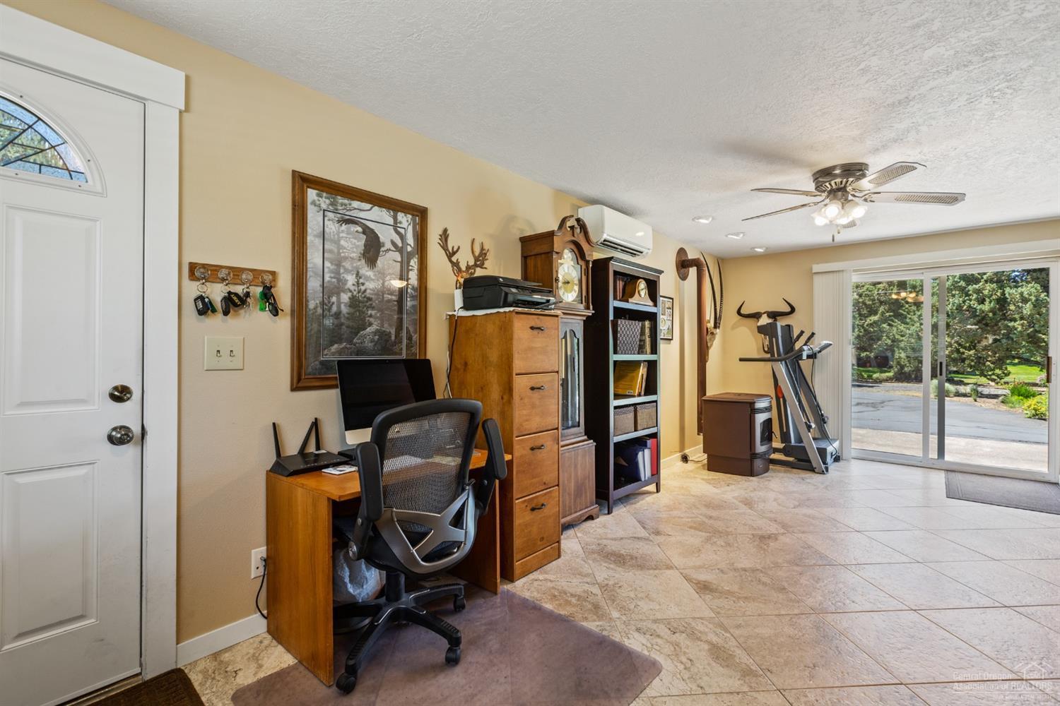 21110 Country Squire Road Bend, OR 97701 - Photo 21 of 25 Additional Photo