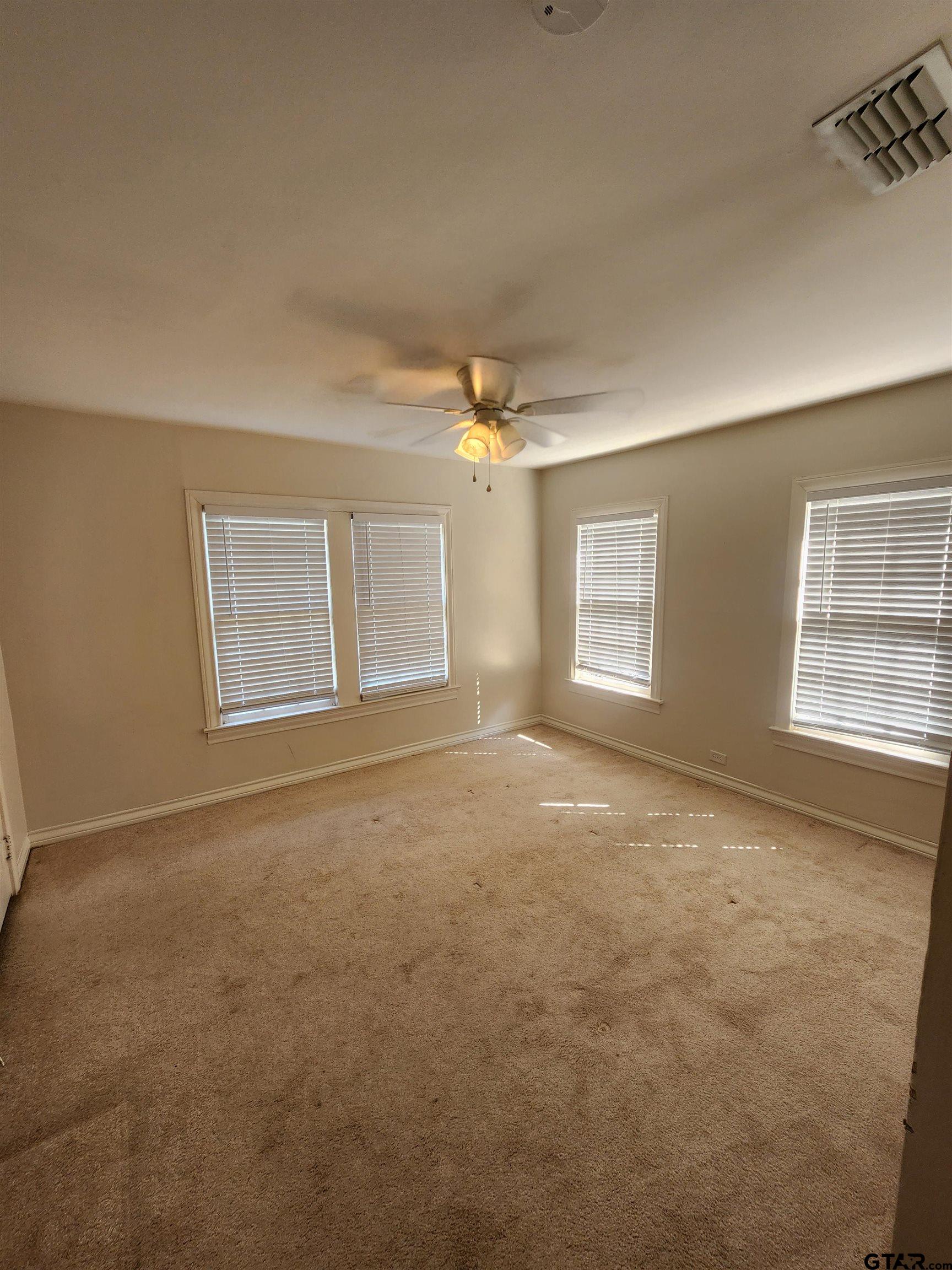 608 West 3rd Street, Unit B Tyler, TX 75701 - Photo 11 of 21