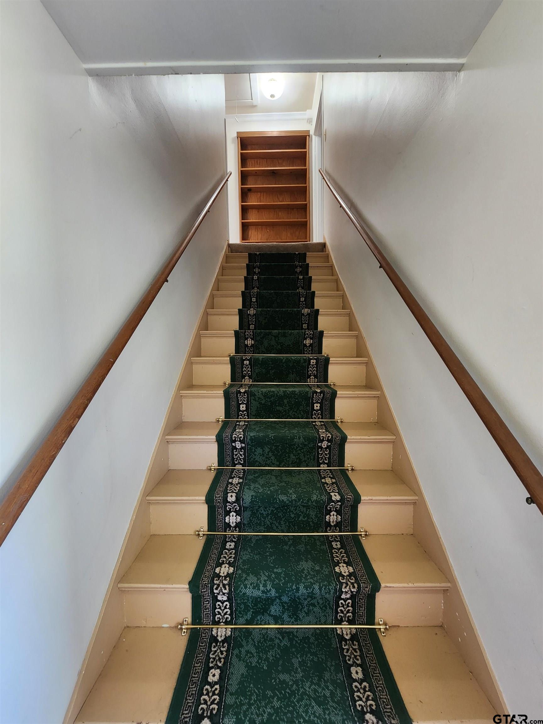 608 West 3rd Street, Unit B Tyler, TX 75701 - Photo 3 of 21