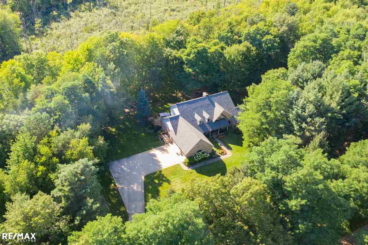 10215 Perry Lake Road Clarkston, MI 48348 - Photo 6 of 72