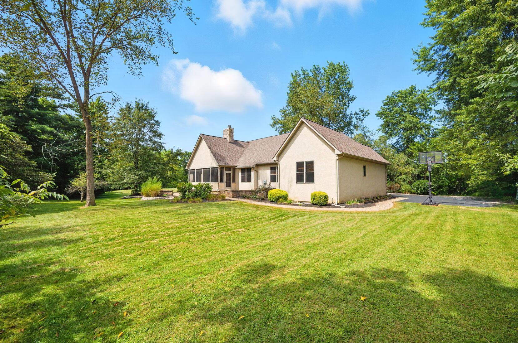8312 Steitz Road Powell, OH 43065 - Photo 71 of 78 Backyard