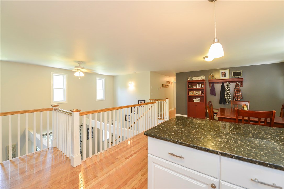 528 Log Road Smithfield, RI 02917 - Photo 11 of 33
