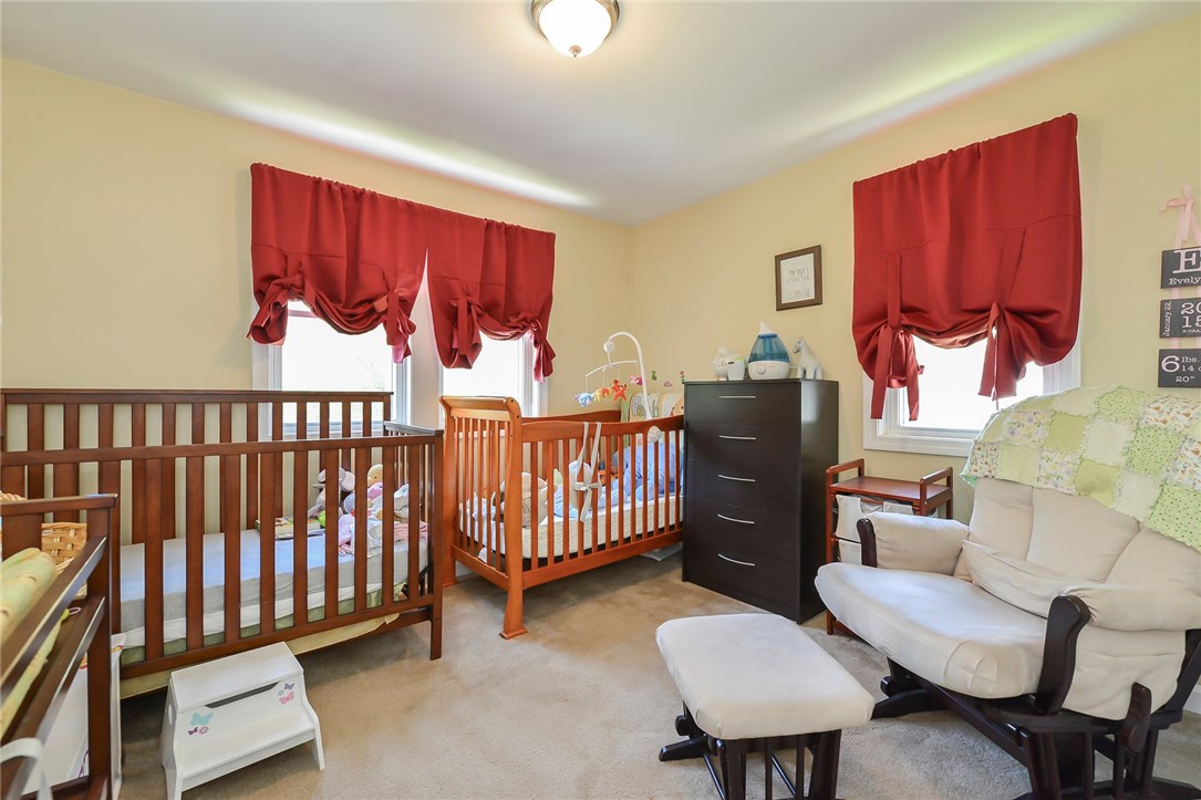 528 Log Road Smithfield, RI 02917 - Photo 26 of 33