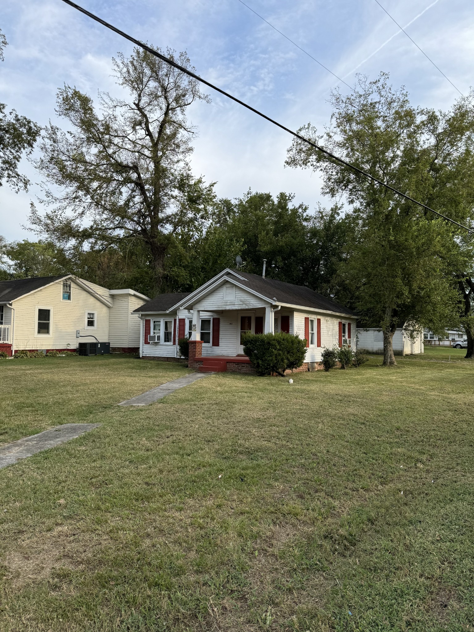 302 Maple Street Madison, TN 37115 - Photo 2 of 5 Gallery Image 2
