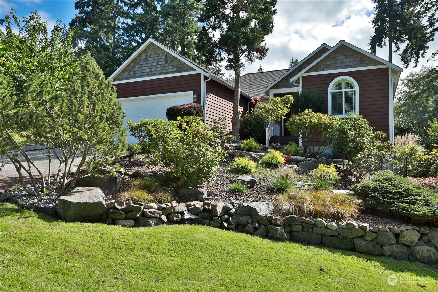 4835 Reindeer Road Freeland, WA 98249 - Photo 1 of 32 Gallery Image 1