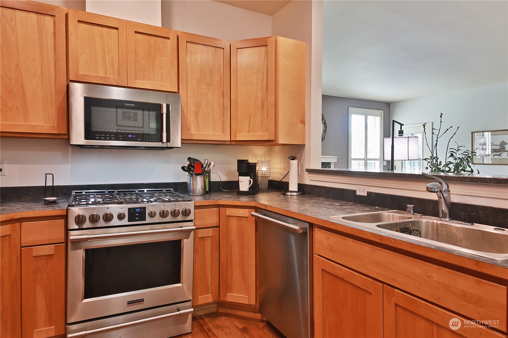 4835 Reindeer Road Freeland, WA 98249 - Photo 9 of 32 Gallery Image 9
