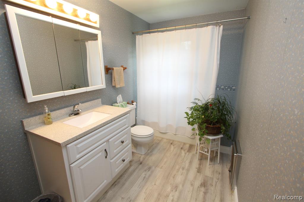 350 East Buell Road Rochester, MI 48306 - Photo 30 of 41